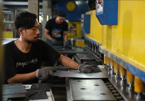 PT Pabrik Rak Indonesia: Produsen Rak Minimarket Terdepan yang Dipercaya dari Retail Besar hingga UMKM Toko Kelontong