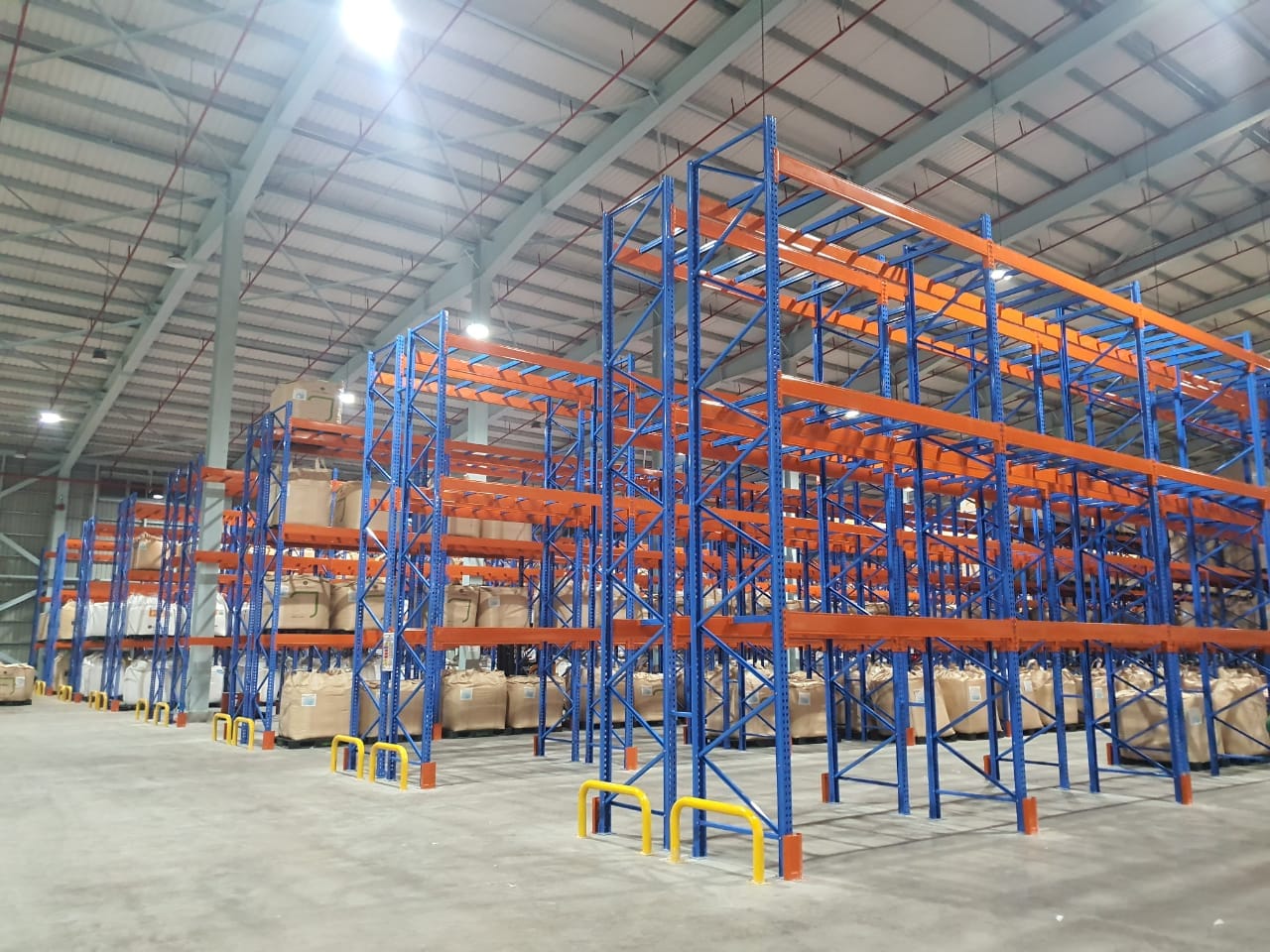 Investasi Cerdas: Manfaat Menggunakan Rak Gudang Berkualitas